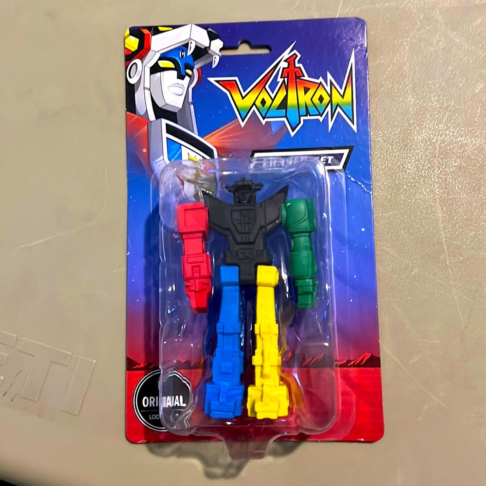Voltron Collectible Eraser Set (LOOTCRATE exclusive)